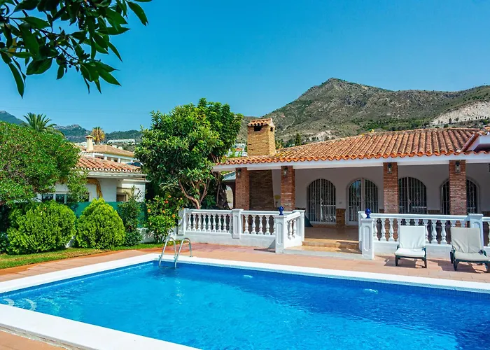 Villa Yanna